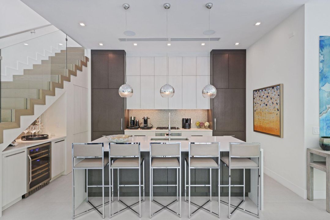 待售: $3,150,000 (3 贝兹, 5 浴室, 2421 平方英尺)