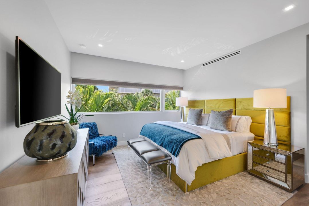 待售: $3,150,000 (3 贝兹, 5 浴室, 2421 平方英尺)