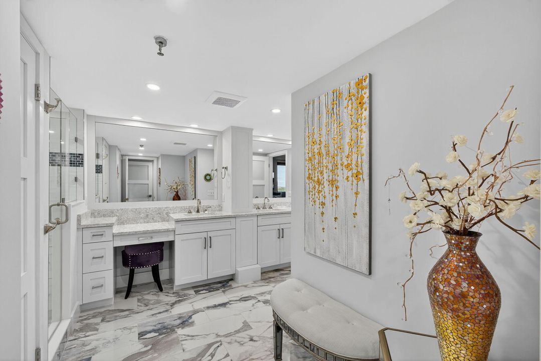 Active With Contract: $1,050,000 (3 beds, 2 baths, 2519 Square Feet)