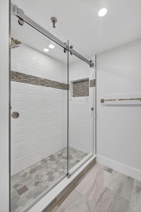 Active With Contract: $1,050,000 (3 beds, 2 baths, 2519 Square Feet)