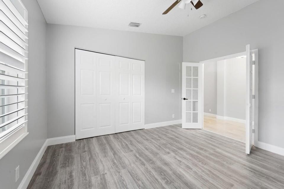 For Rent: $3,800 (3 beds, 2 baths, 1943 Square Feet)