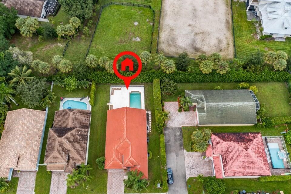 For Rent: $3,800 (3 beds, 2 baths, 1943 Square Feet)