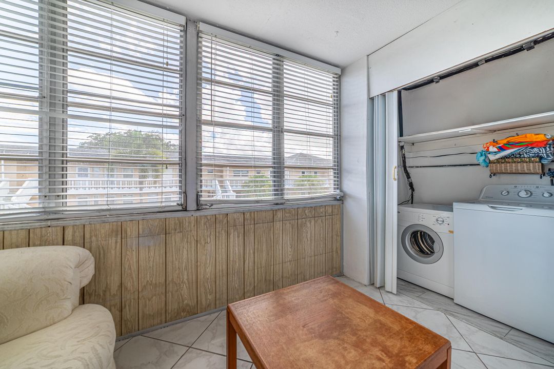 Active With Contract: $75,000 (1 beds, 1 baths, 744 Square Feet)