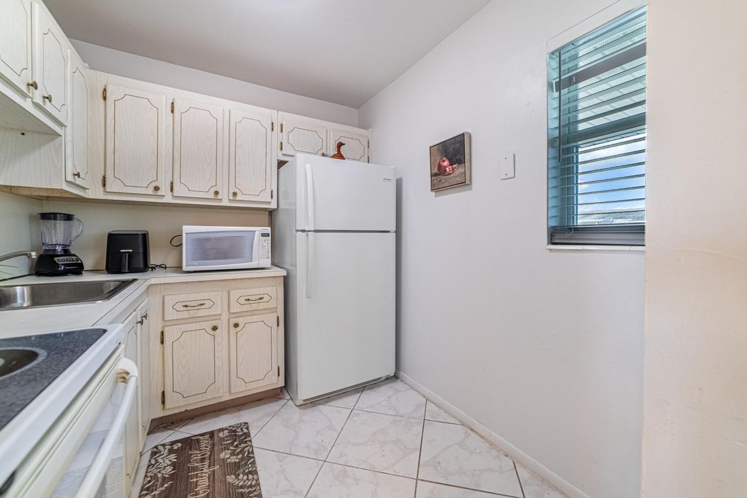 Active With Contract: $75,000 (1 beds, 1 baths, 744 Square Feet)