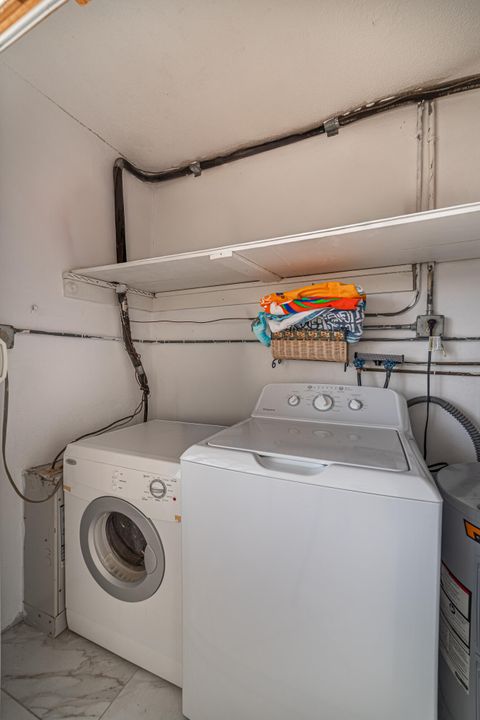 Active With Contract: $75,000 (1 beds, 1 baths, 744 Square Feet)