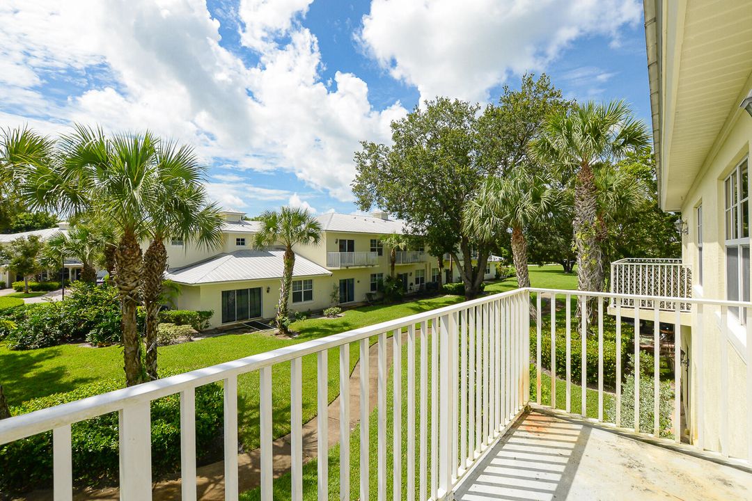 For Rent: $2,150 (4 beds, 2 baths, 1958 Square Feet)