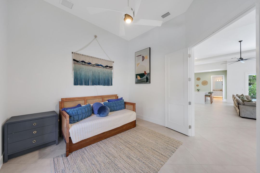 Activo con contrato: $2,349,000 (4 camas, 3 baños, 2709 Pies cuadrados)