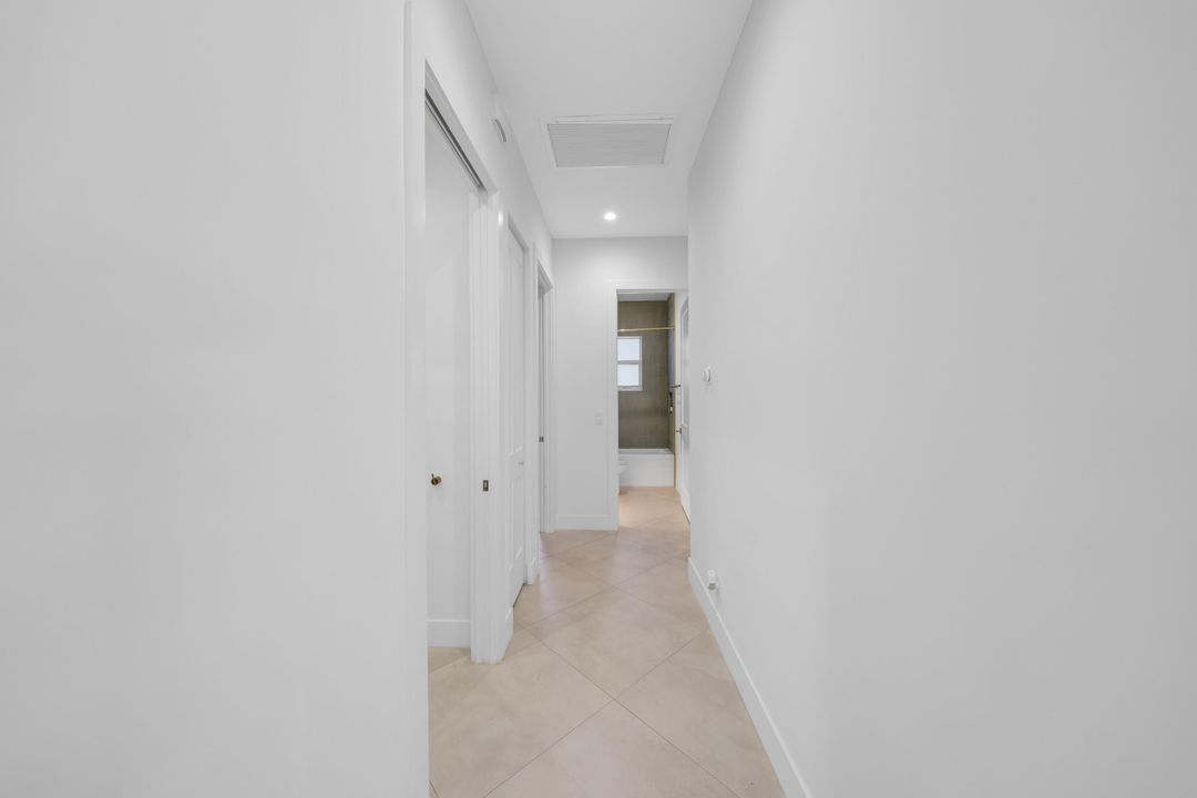 Activo con contrato: $2,349,000 (4 camas, 3 baños, 2709 Pies cuadrados)