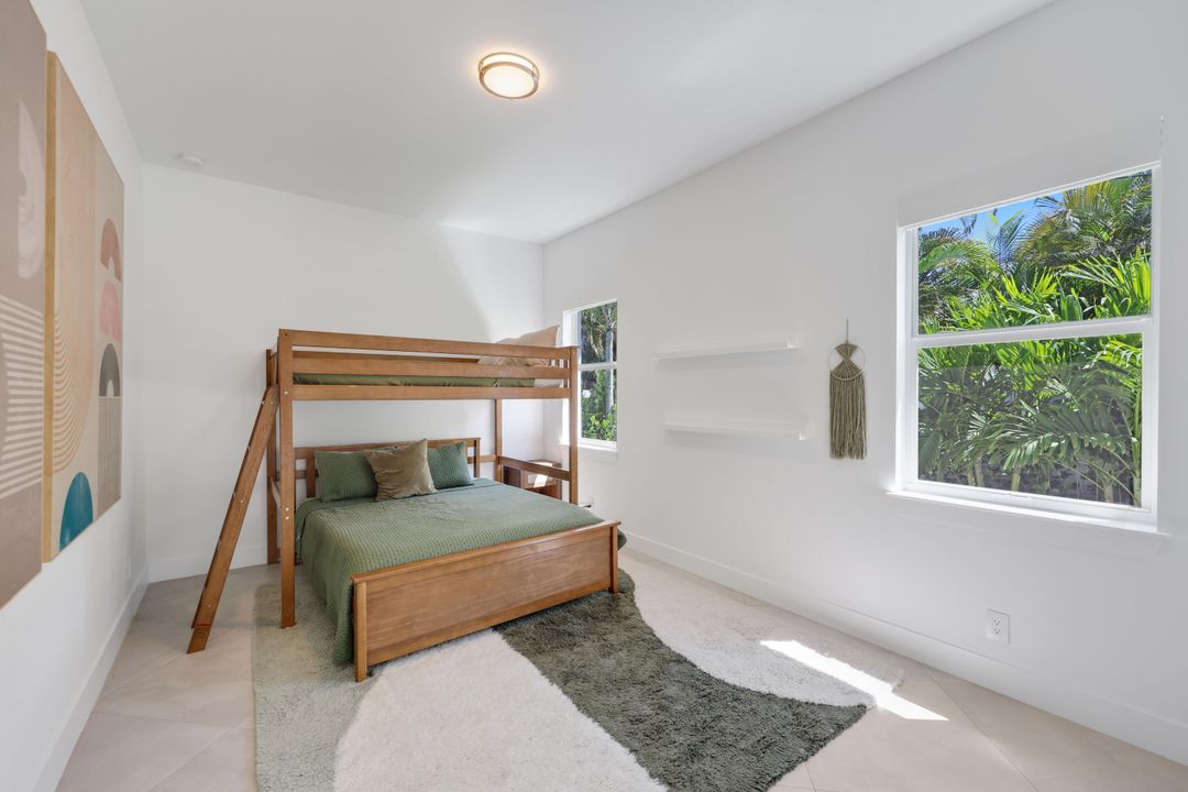 Activo con contrato: $2,349,000 (4 camas, 3 baños, 2709 Pies cuadrados)