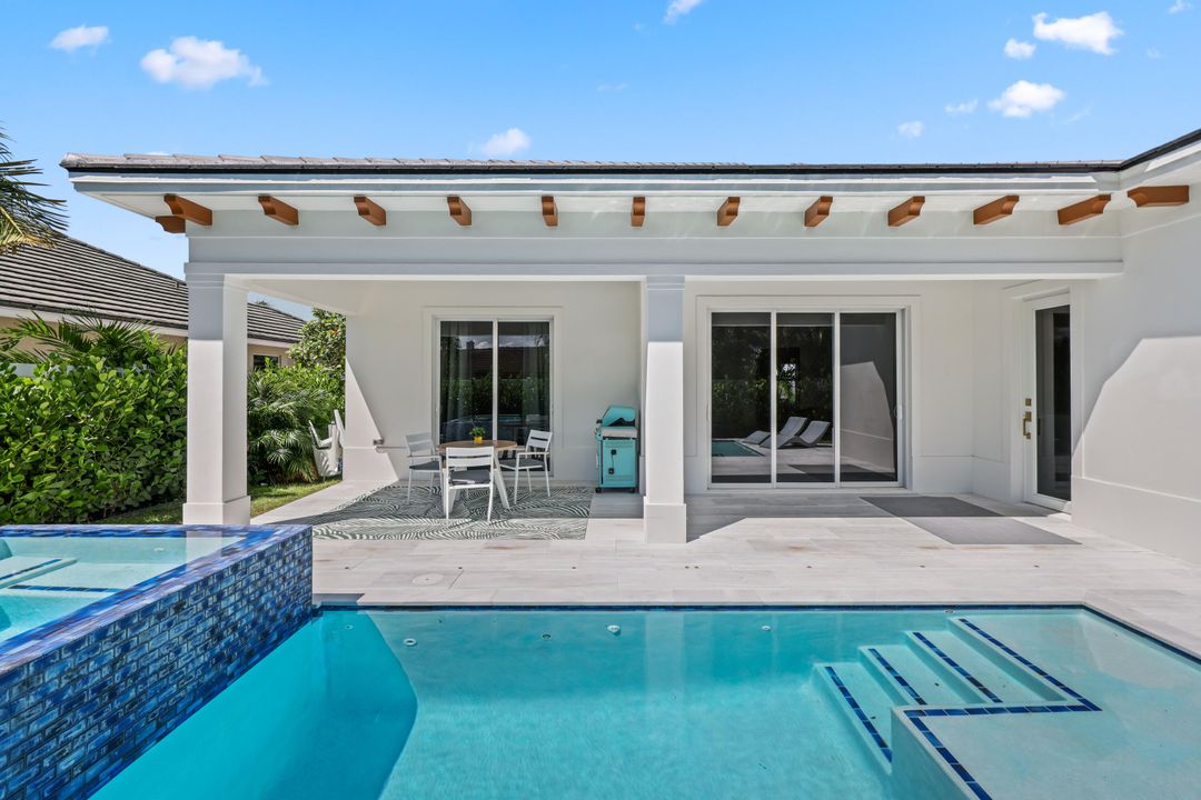 Activo con contrato: $2,349,000 (4 camas, 3 baños, 2709 Pies cuadrados)