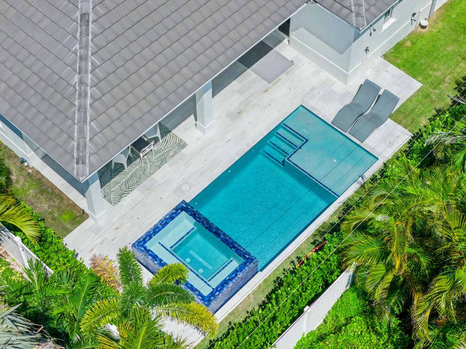 Activo con contrato: $2,349,000 (4 camas, 3 baños, 2709 Pies cuadrados)