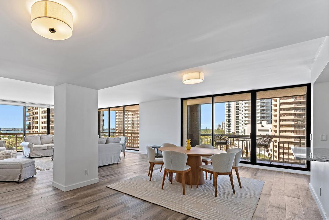 For Rent: $7,500 (2 beds, 3 baths, 2011 Square Feet)