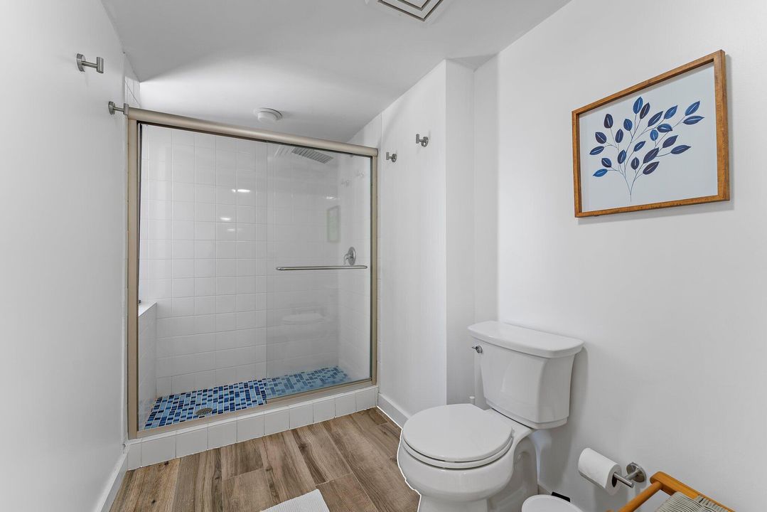 For Rent: $7,500 (2 beds, 3 baths, 2011 Square Feet)