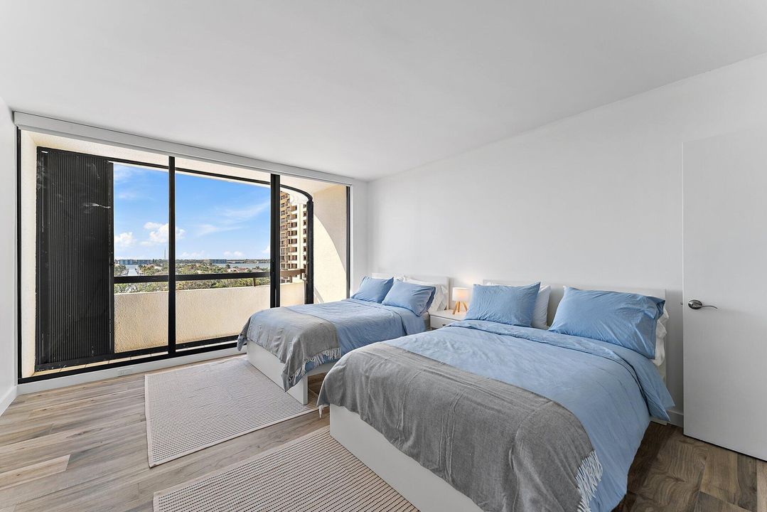 For Rent: $7,500 (2 beds, 3 baths, 2011 Square Feet)