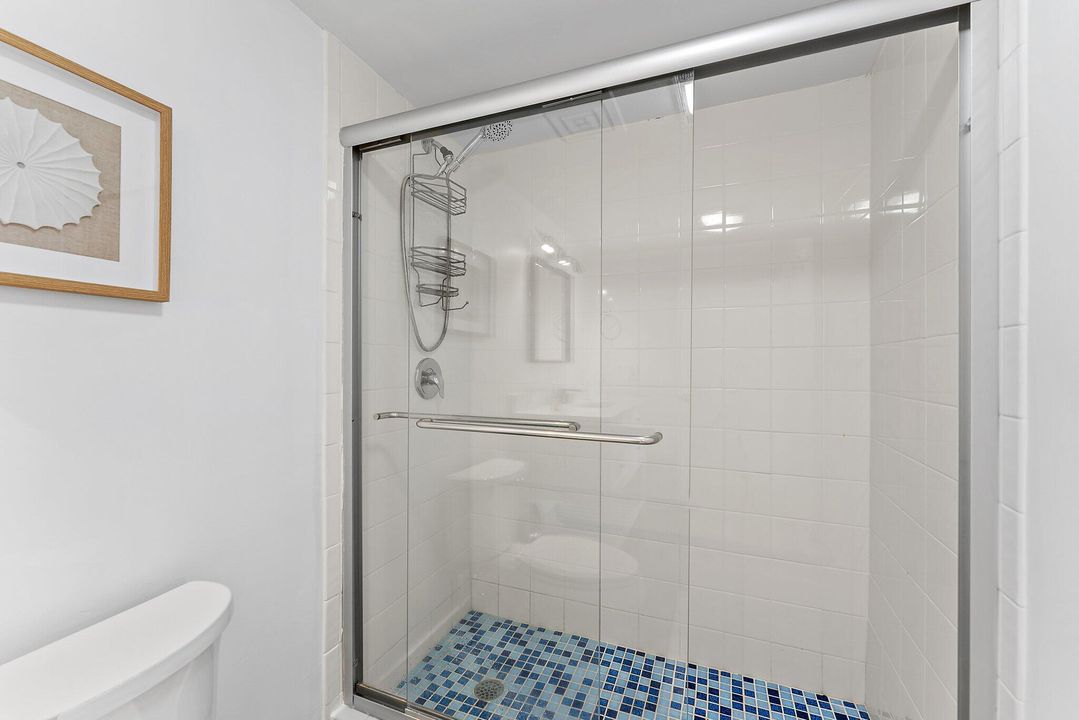 For Rent: $7,500 (2 beds, 3 baths, 2011 Square Feet)