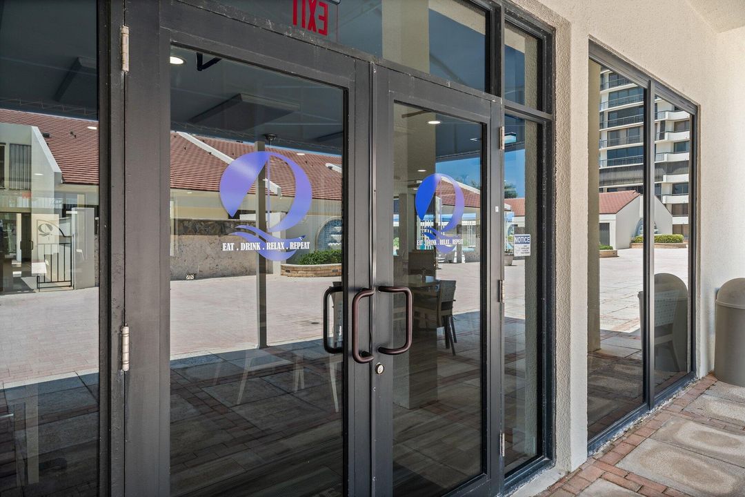 For Rent: $7,500 (2 beds, 3 baths, 2011 Square Feet)