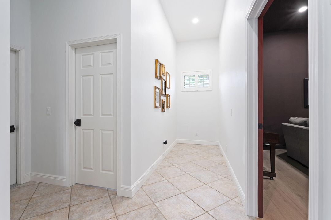 En Venta: $1,495,888 (4 camas, 4 baños, 3242 Pies cuadrados)