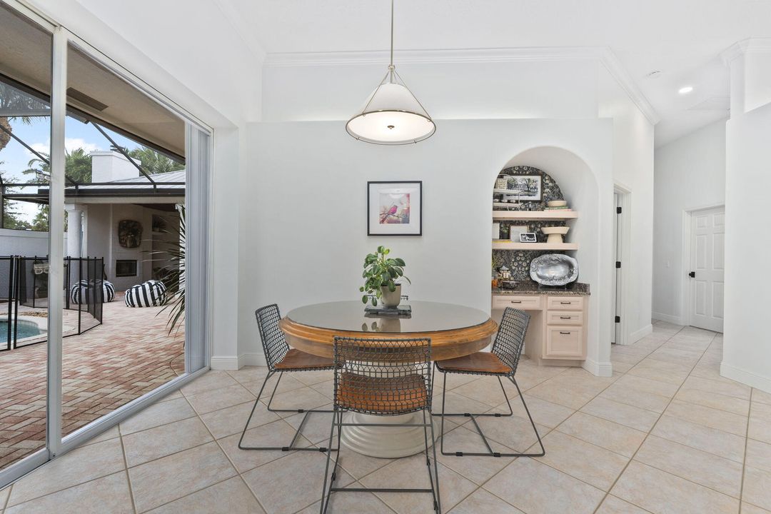 En Venta: $1,495,888 (4 camas, 4 baños, 3242 Pies cuadrados)