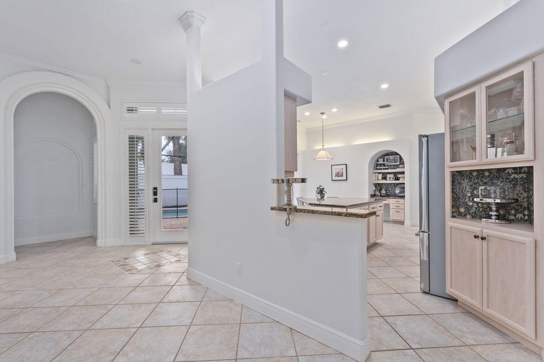 En Venta: $1,495,888 (4 camas, 4 baños, 3242 Pies cuadrados)