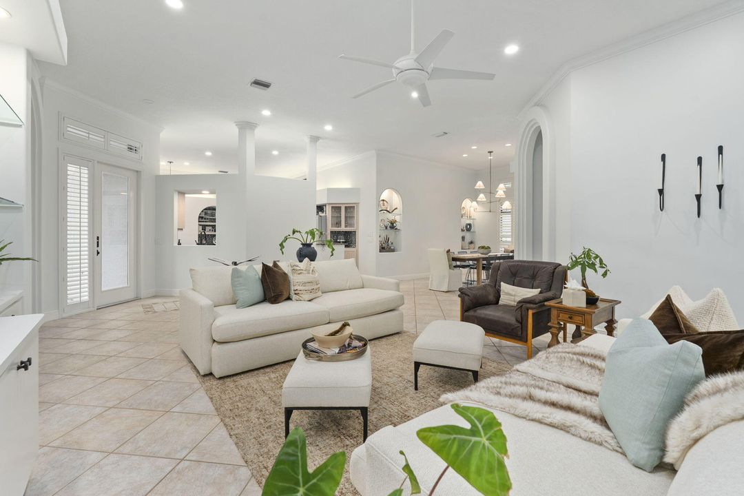 En Venta: $1,495,888 (4 camas, 4 baños, 3242 Pies cuadrados)