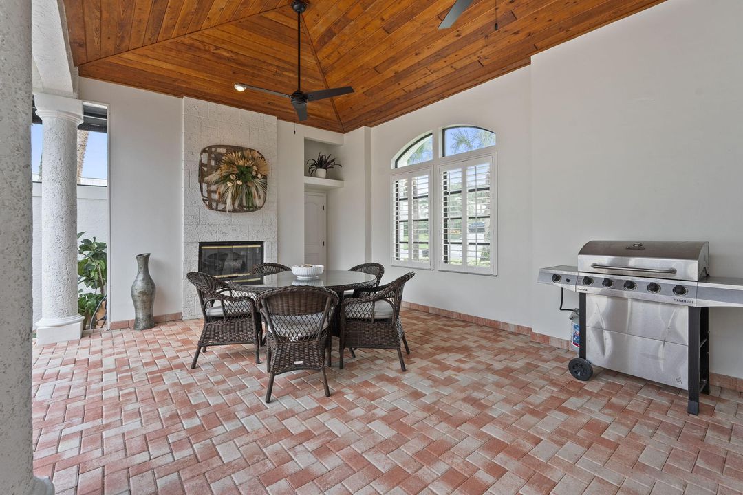 En Venta: $1,495,888 (4 camas, 4 baños, 3242 Pies cuadrados)