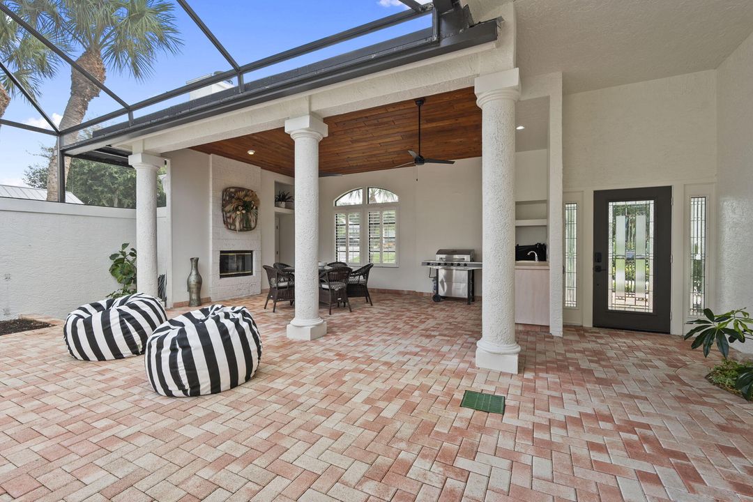 En Venta: $1,495,888 (4 camas, 4 baños, 3242 Pies cuadrados)