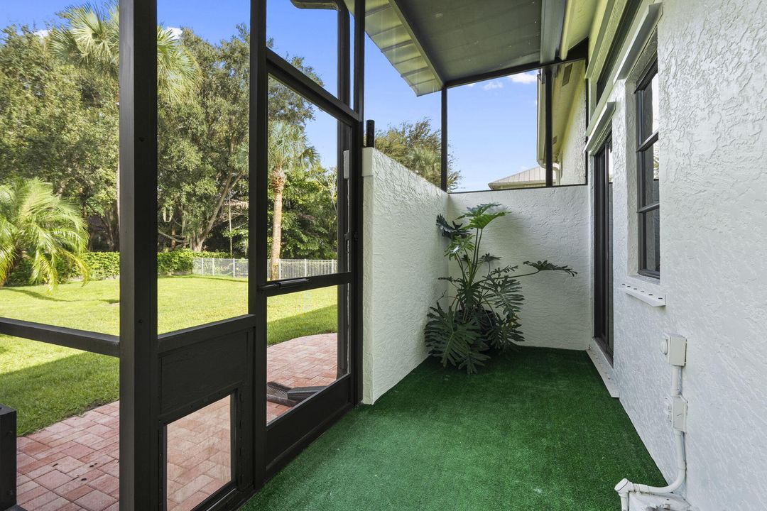 En Venta: $1,495,888 (4 camas, 4 baños, 3242 Pies cuadrados)