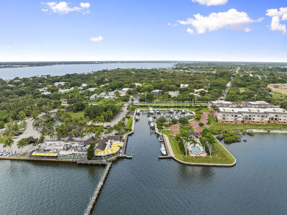 En Venta: $1,495,888 (4 camas, 4 baños, 3242 Pies cuadrados)