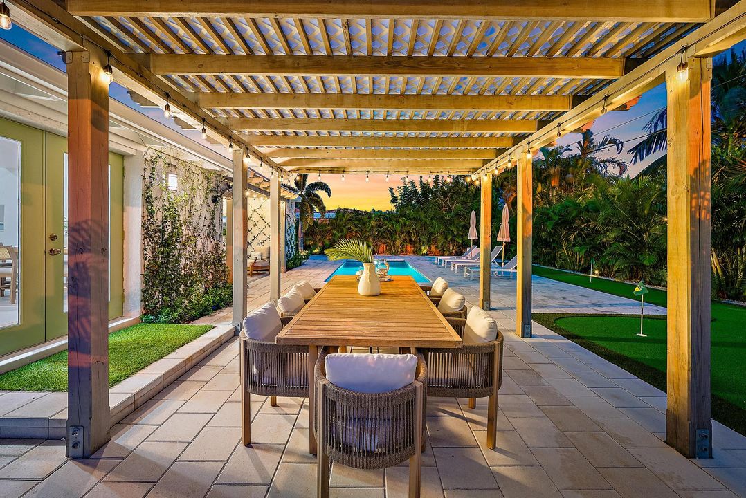 For Rent: $13,000 (3 beds, 2 baths, 1683 Square Feet)