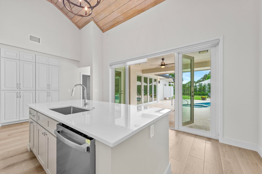 For Sale: $2,350,000 (4 beds, 4 baths, 3053 Square Feet)