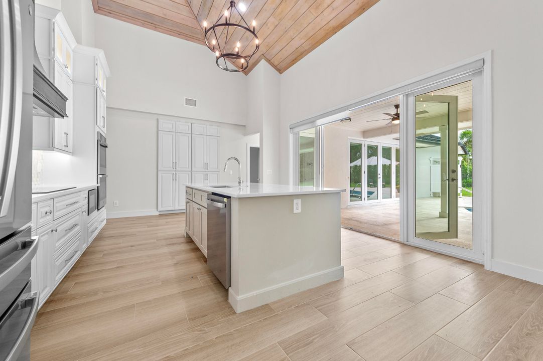 For Sale: $2,350,000 (4 beds, 4 baths, 3053 Square Feet)