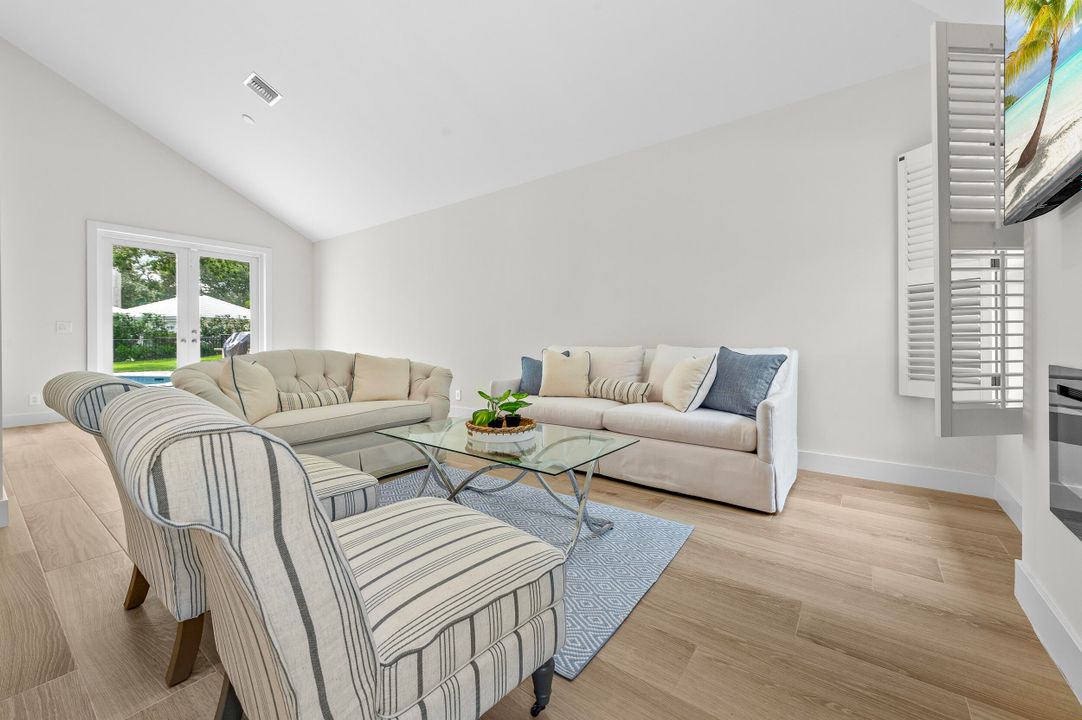 For Sale: $2,350,000 (4 beds, 4 baths, 3053 Square Feet)