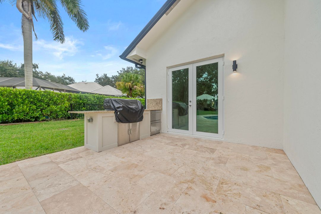 For Sale: $2,350,000 (4 beds, 4 baths, 3053 Square Feet)