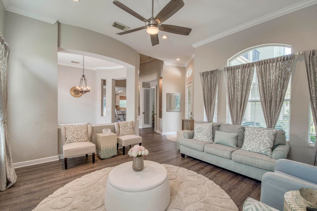 For Sale: $799,000 (5 beds, 4 baths, 3393 Square Feet)