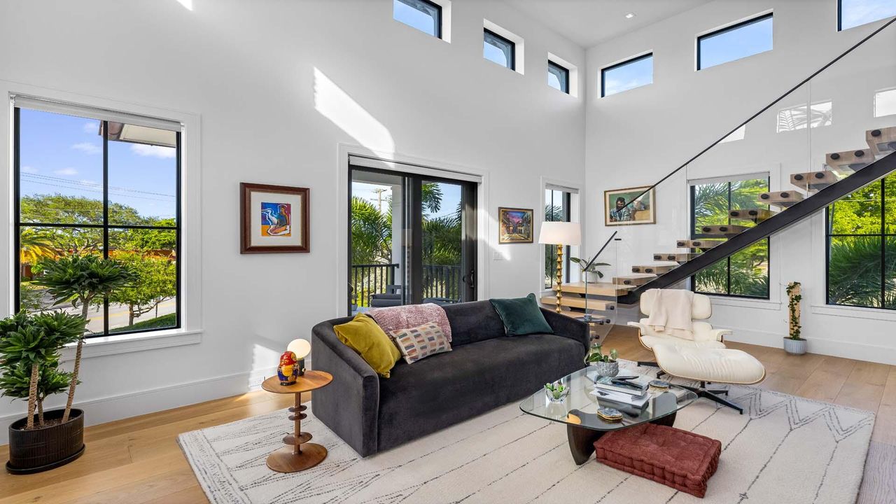 For Sale: $19,850,000 (5 beds, 4 baths, 7991 Square Feet)