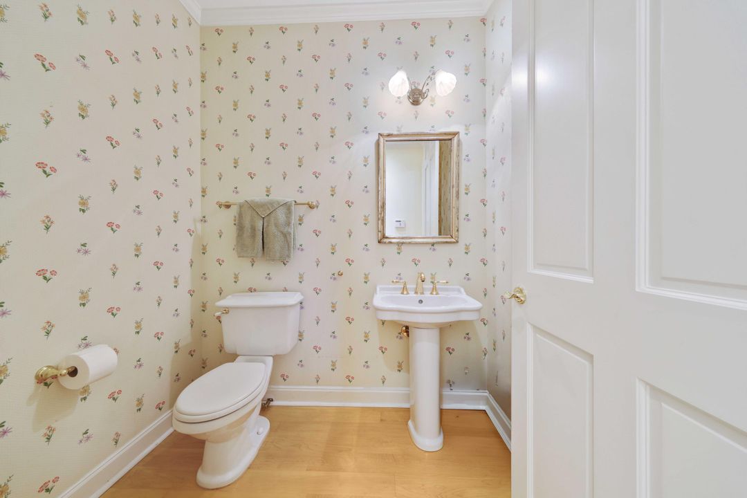 For Sale: $3,850,000 (3 beds, 3 baths, 3198 Square Feet)