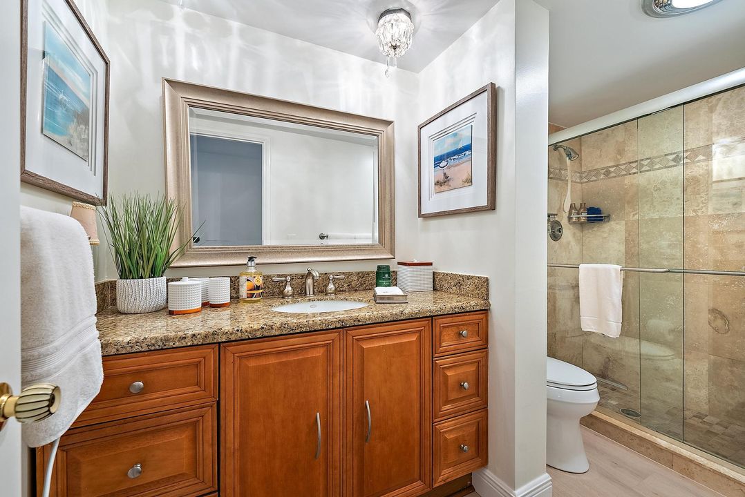 Active With Contract: $1,095,000 (2 beds, 2 baths, 1168 Square Feet)