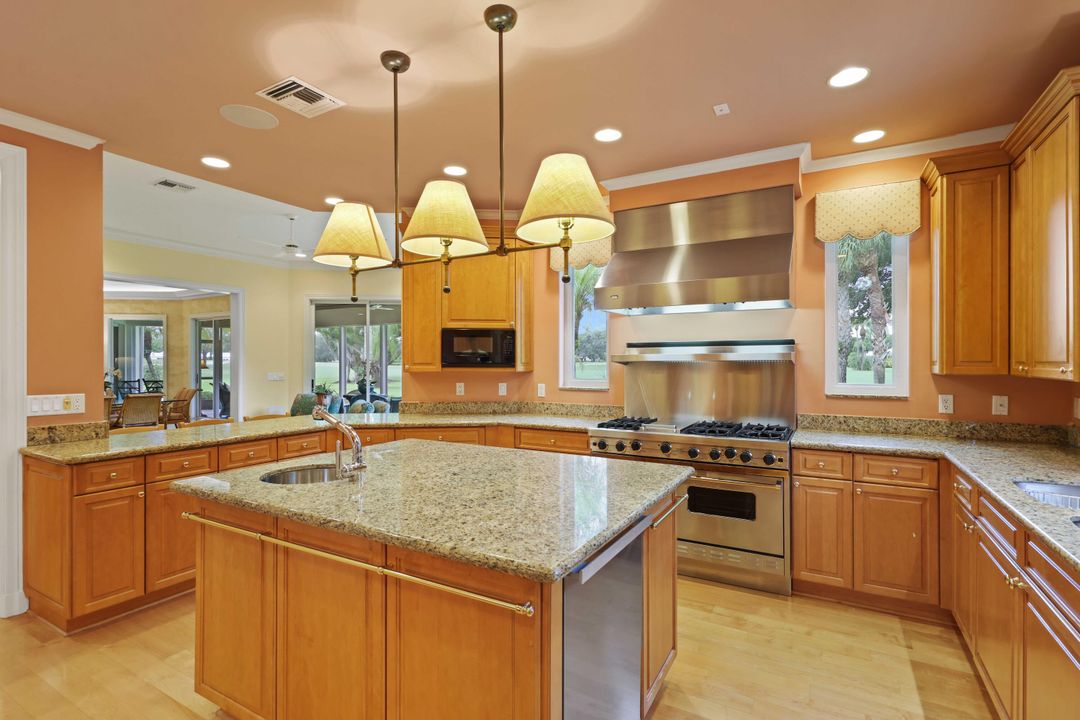 For Sale: $3,850,000 (3 beds, 3 baths, 3198 Square Feet)