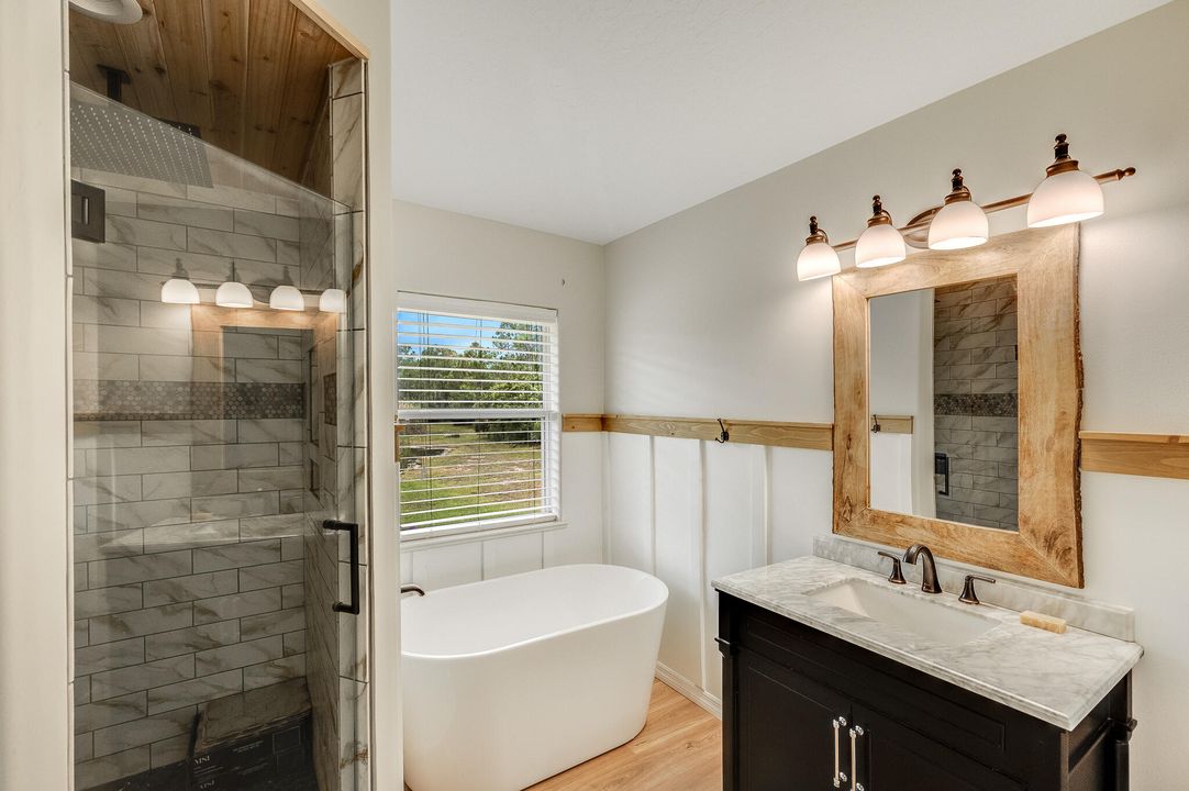 For Sale: $640,000 (3 beds, 2 baths, 1834 Square Feet)