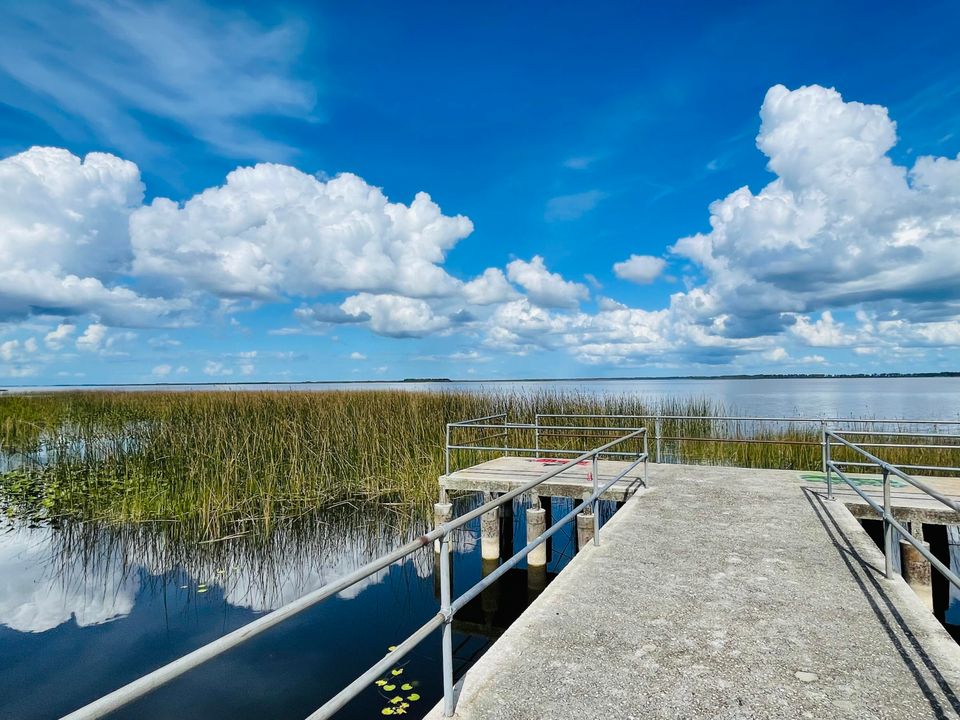 待售: $277,998 (2 贝兹, 2 浴室, 1550 平方英尺)