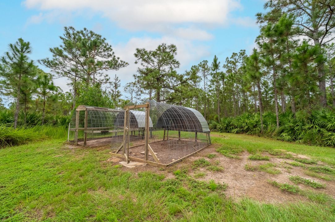 For Sale: $640,000 (3 beds, 2 baths, 1834 Square Feet)
