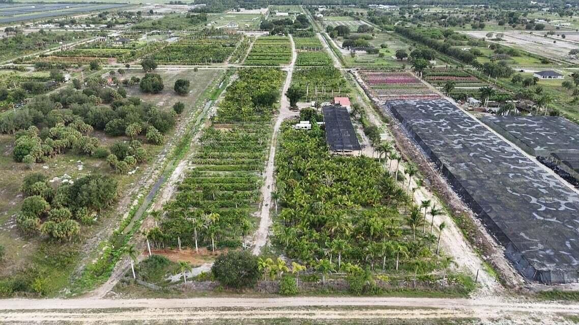 Vendido Recientemente: $1,000,000 (0 camas, 0 baños, 0 Pies cuadrados)