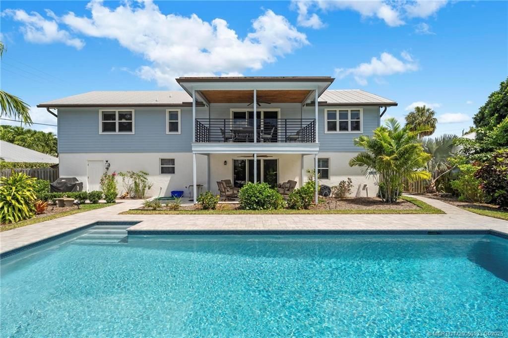 Activo con contrato: $1,195,000 (5 camas, 3 baños, 2743 Pies cuadrados)