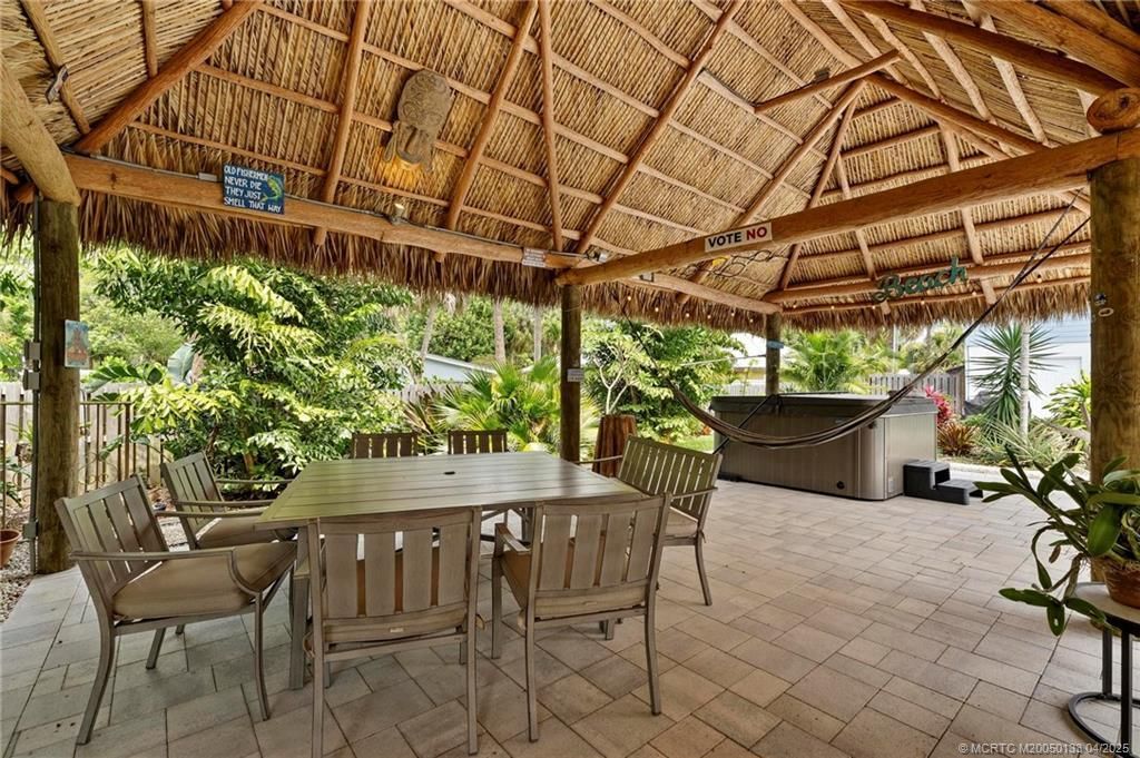 Activo con contrato: $1,195,000 (5 camas, 3 baños, 2743 Pies cuadrados)