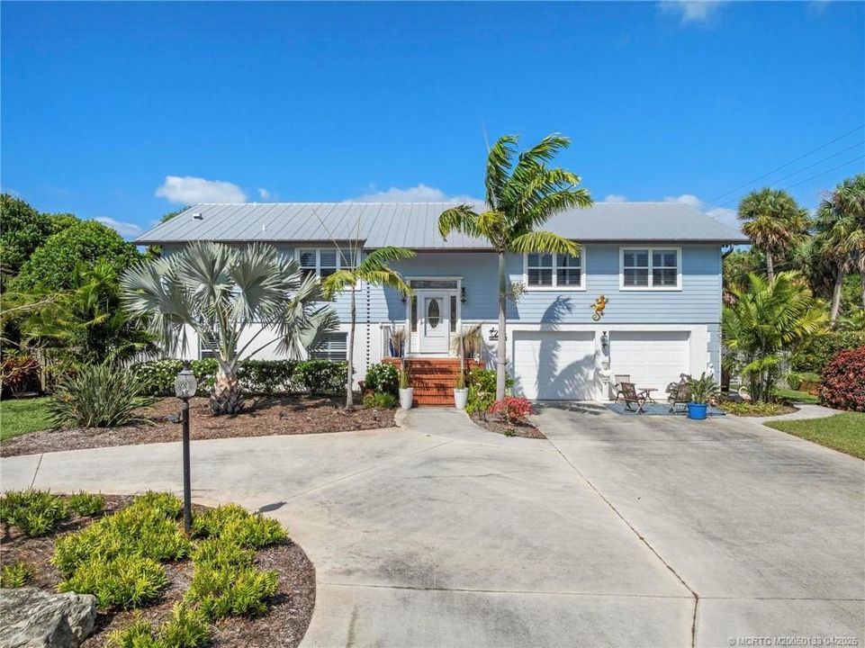 Activo con contrato: $1,195,000 (5 camas, 3 baños, 2743 Pies cuadrados)