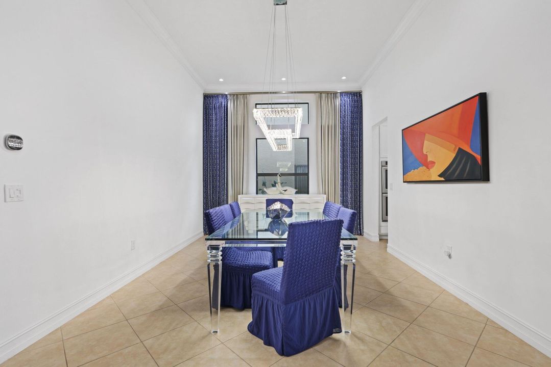 Activo con contrato: $1,575,000 (3 camas, 3 baños, 3249 Pies cuadrados)