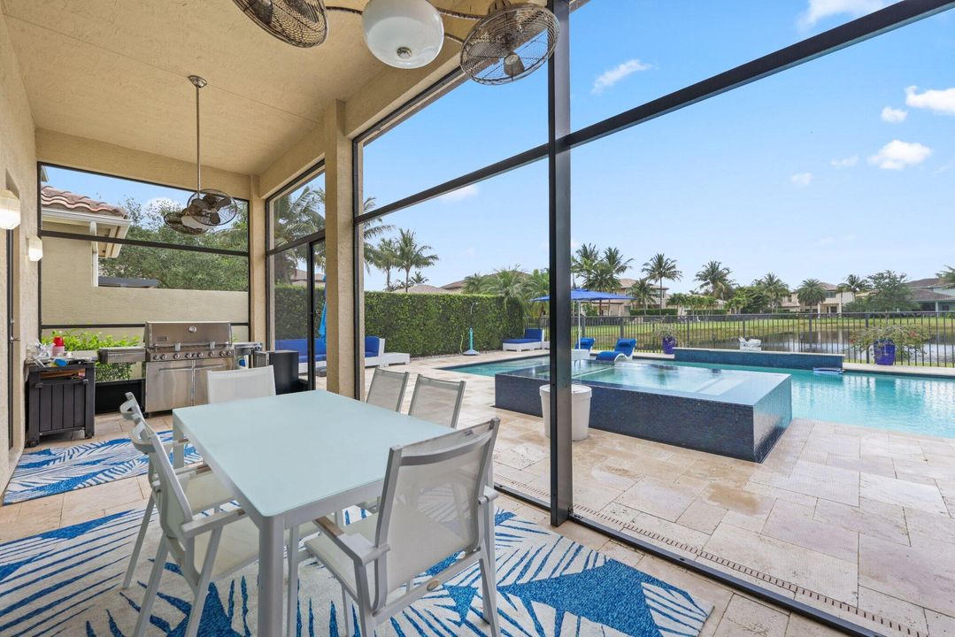 Activo con contrato: $1,575,000 (3 camas, 3 baños, 3249 Pies cuadrados)