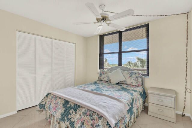 For Sale: $405,000 (2 beds, 2 baths, 1228 Square Feet)