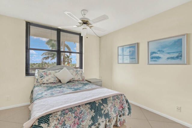For Sale: $405,000 (2 beds, 2 baths, 1228 Square Feet)