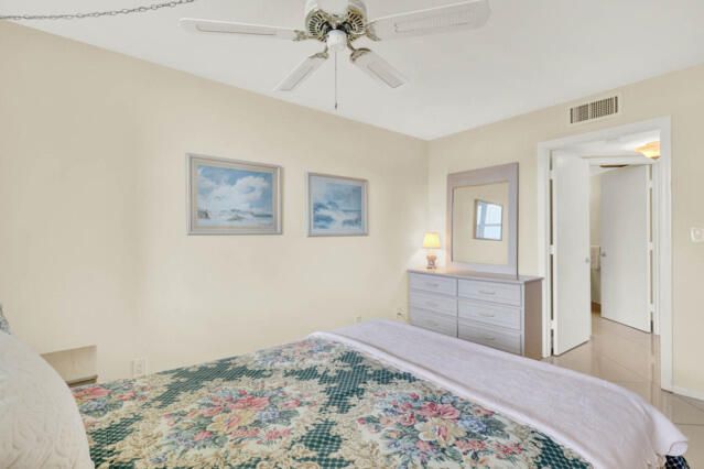 For Sale: $405,000 (2 beds, 2 baths, 1228 Square Feet)